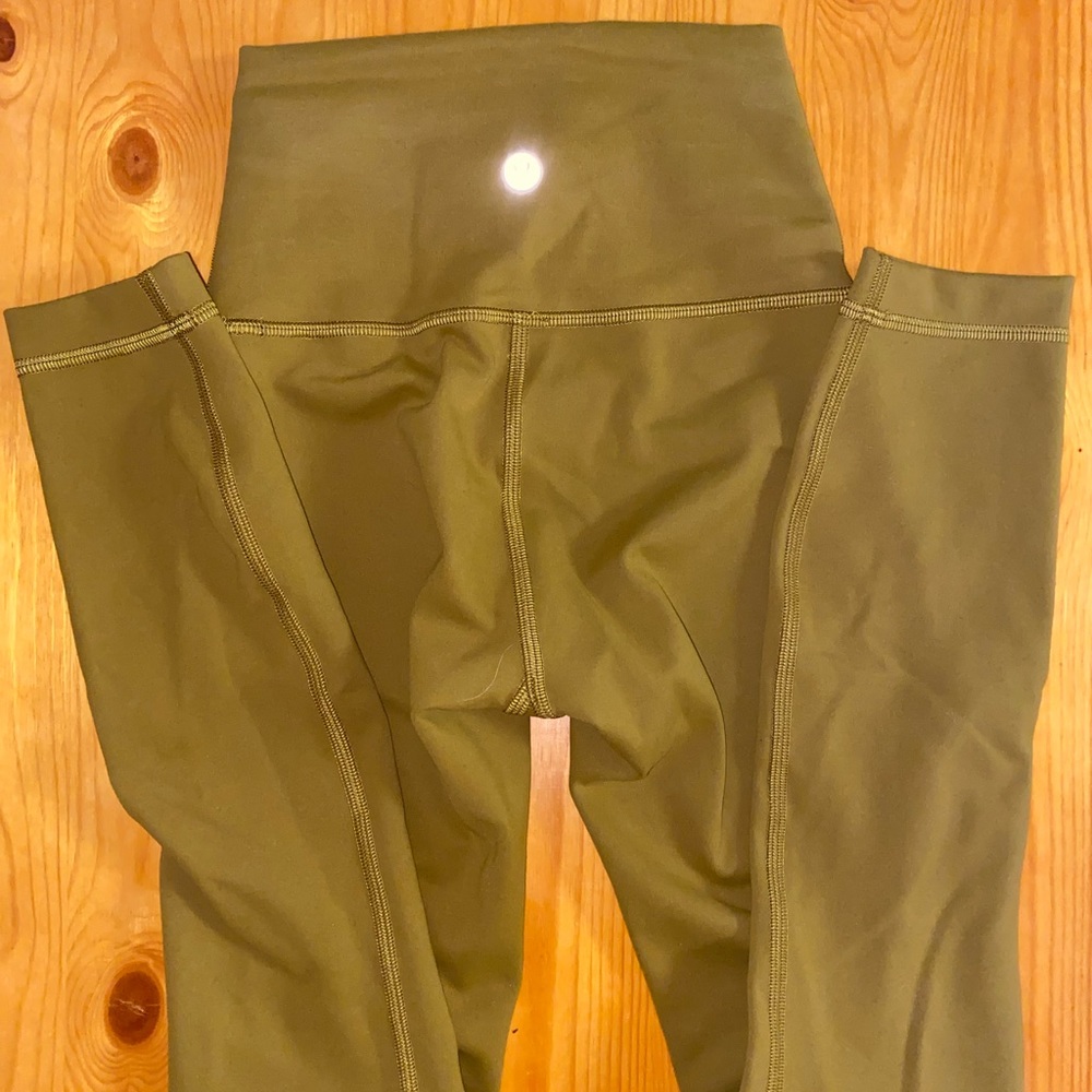 Lululemon crop align leggings
